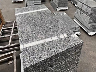 Tíleanna Liath Eibhear